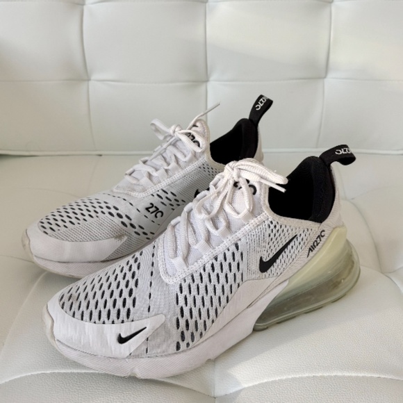 Nike Air Max 270 White/Black - Size 9.5 W’s - Picture 2 of 11